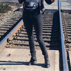 Diesel skinzee-high super slim skinny high waist jeans